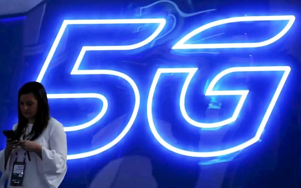 Fahmi expects ‘good news’ from telcos on 5G soon