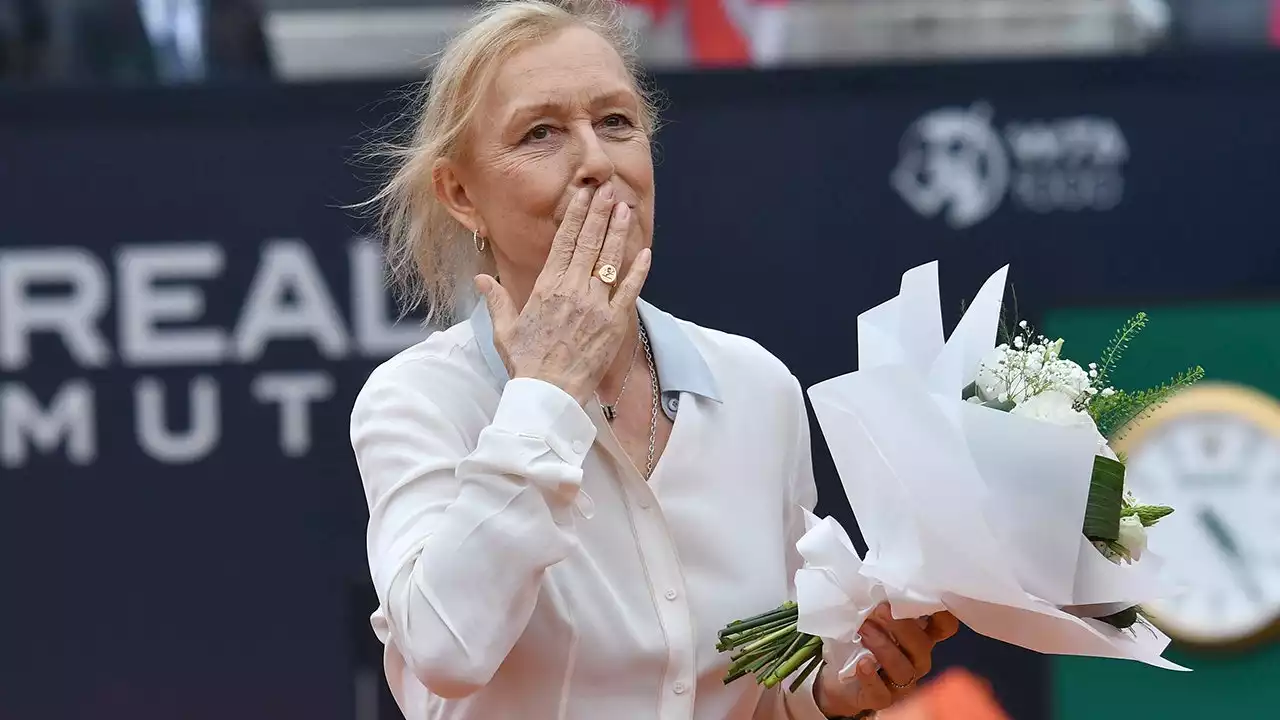 Martina Navratilova says she's cancer free: 'What a relief'