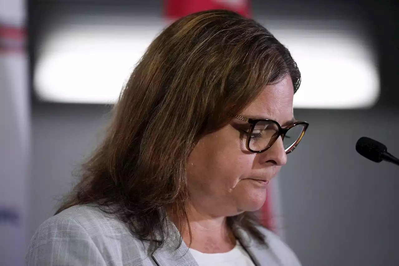 Premier Stefanson, RCMP provide update on Manitoba bus crash