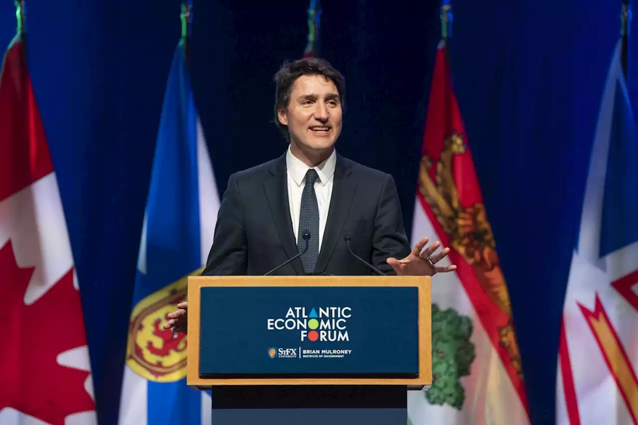 Prime Minister Trudeau pushes idea of hydro loop connecting Quebec, Atlantic region