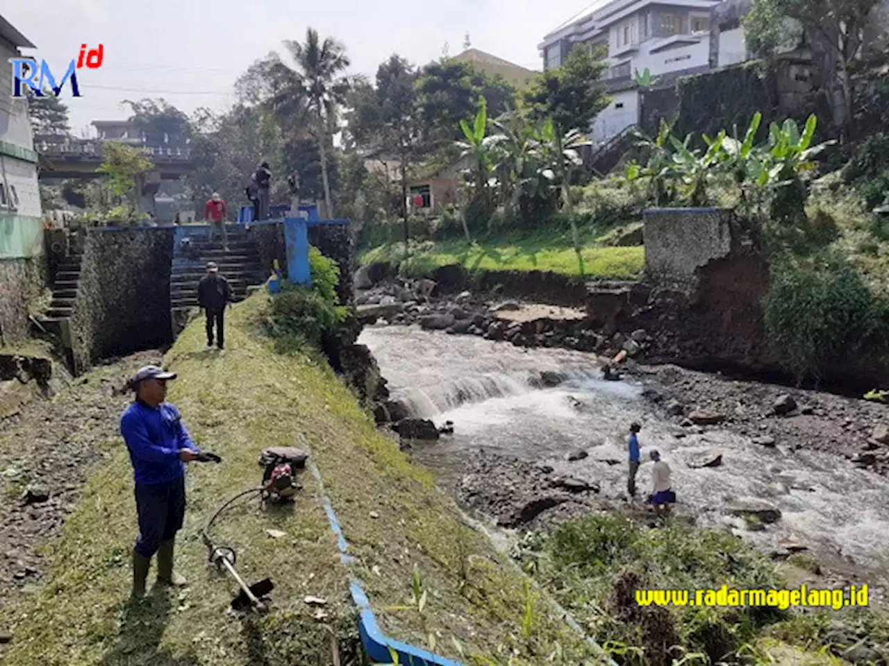 Bendungan Blawong Jebol, 92 Ha Sawah Terancam