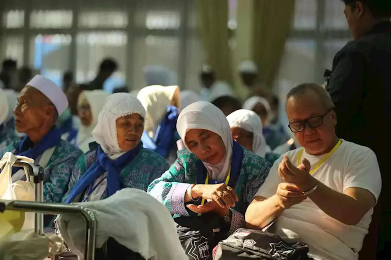 Indonesia Banget, Dikasih Sarapan Croissant, Jemaah Haji Pilih Beli Nasi Sendiri - Jawa Pos