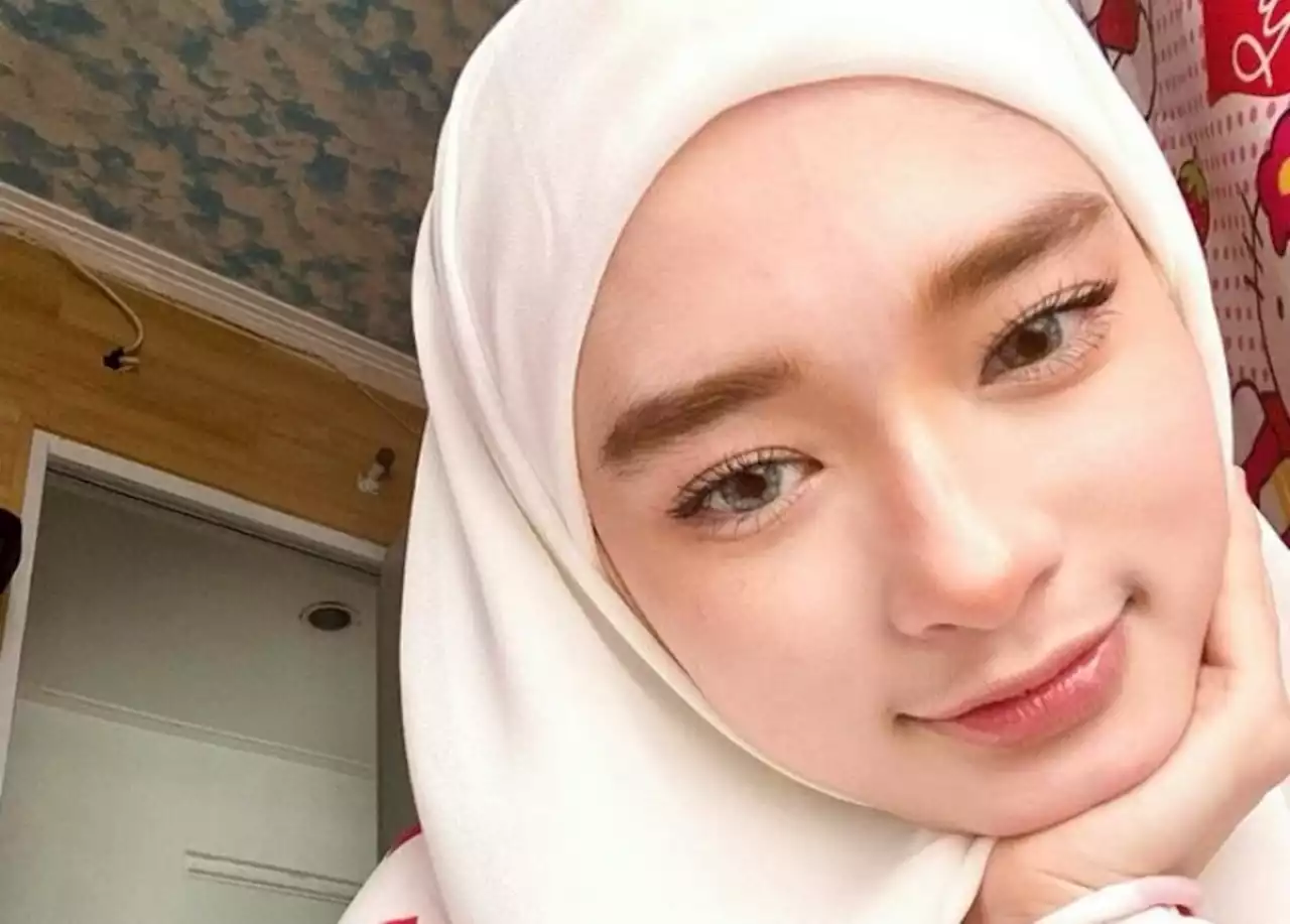 Inara Rusli Dituduh Pamer Aurat, Begini Faktanya