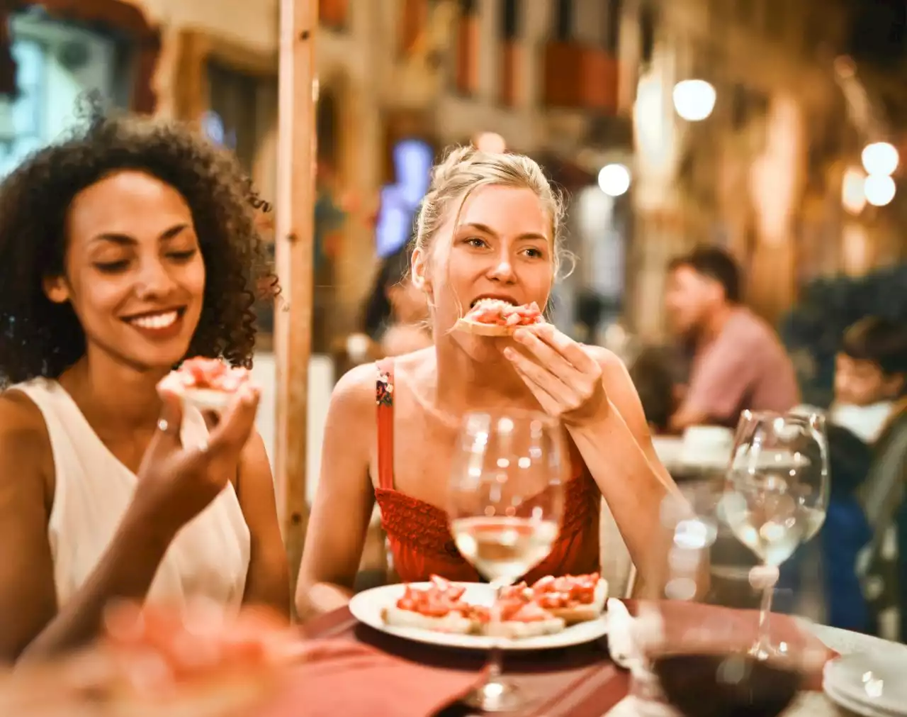 Pane e vino | L’abbinamento giusto tra panini e vini fermi - Linkiesta.it