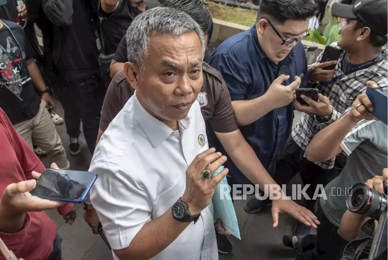 Prasetyo Minta Lokasi Colokan Kendaraan Listrik di Jakarta Diperbanyak |Republika Online