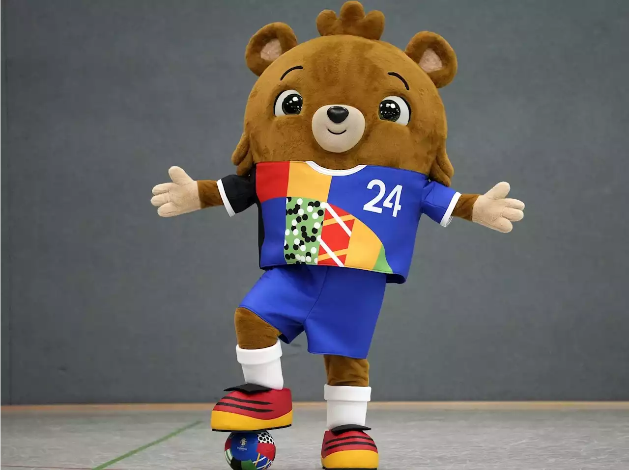 Germany unveils a teddy bear as the mascot for Euro 2024 -- this time with pants