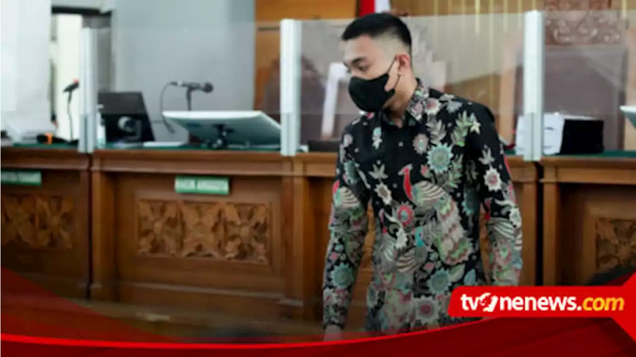 JPU Tegur Gaya Hedon Mario Dandy Kenakan Batik Mewah Saat Jalani Sidang Kasus Penganiayaan Berat