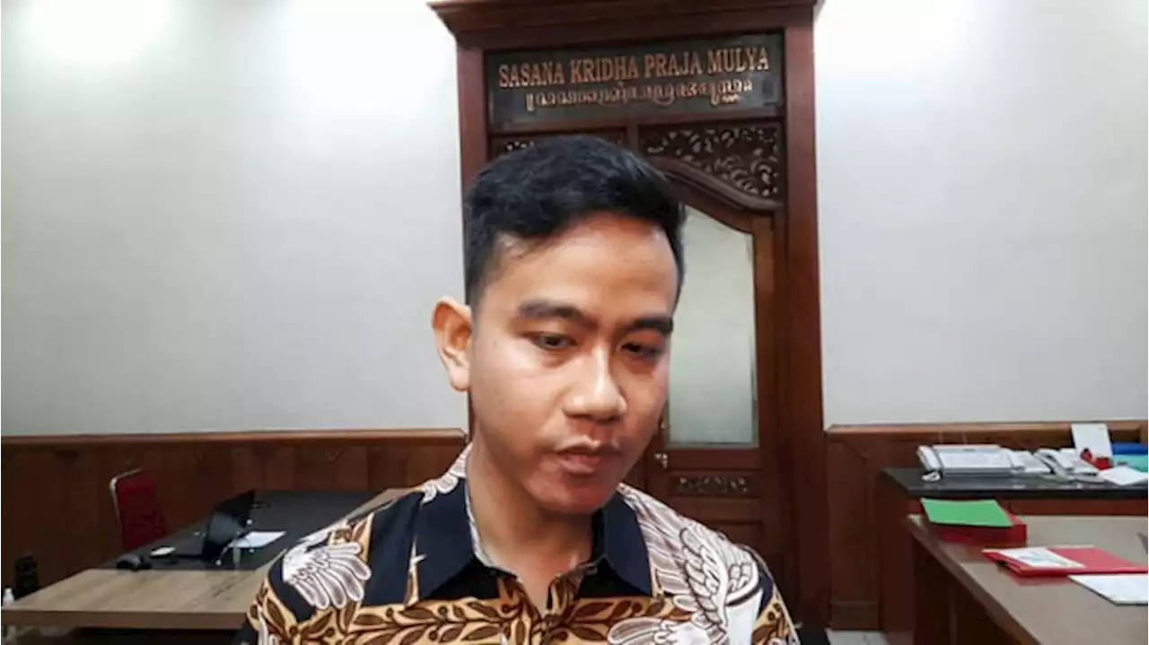 2 Gereja Disegel Ormas, Gibran Turun Tangan: Izinnya Harus Dilengkapi, Tapi Nek Ibadah Santai Aja