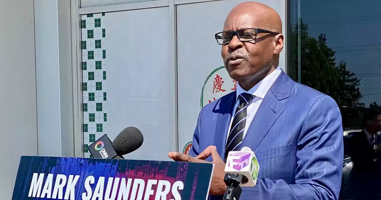 Prominent Toronto mayoral candidate Mark Saunders is texting people without consent