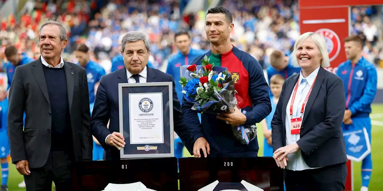 Wow! Cristiano Ronaldo Catatkan 200 Penampilan Bersama Portugal, Lagi-Lagi Bukukan Rekor Guinness - Bola.net