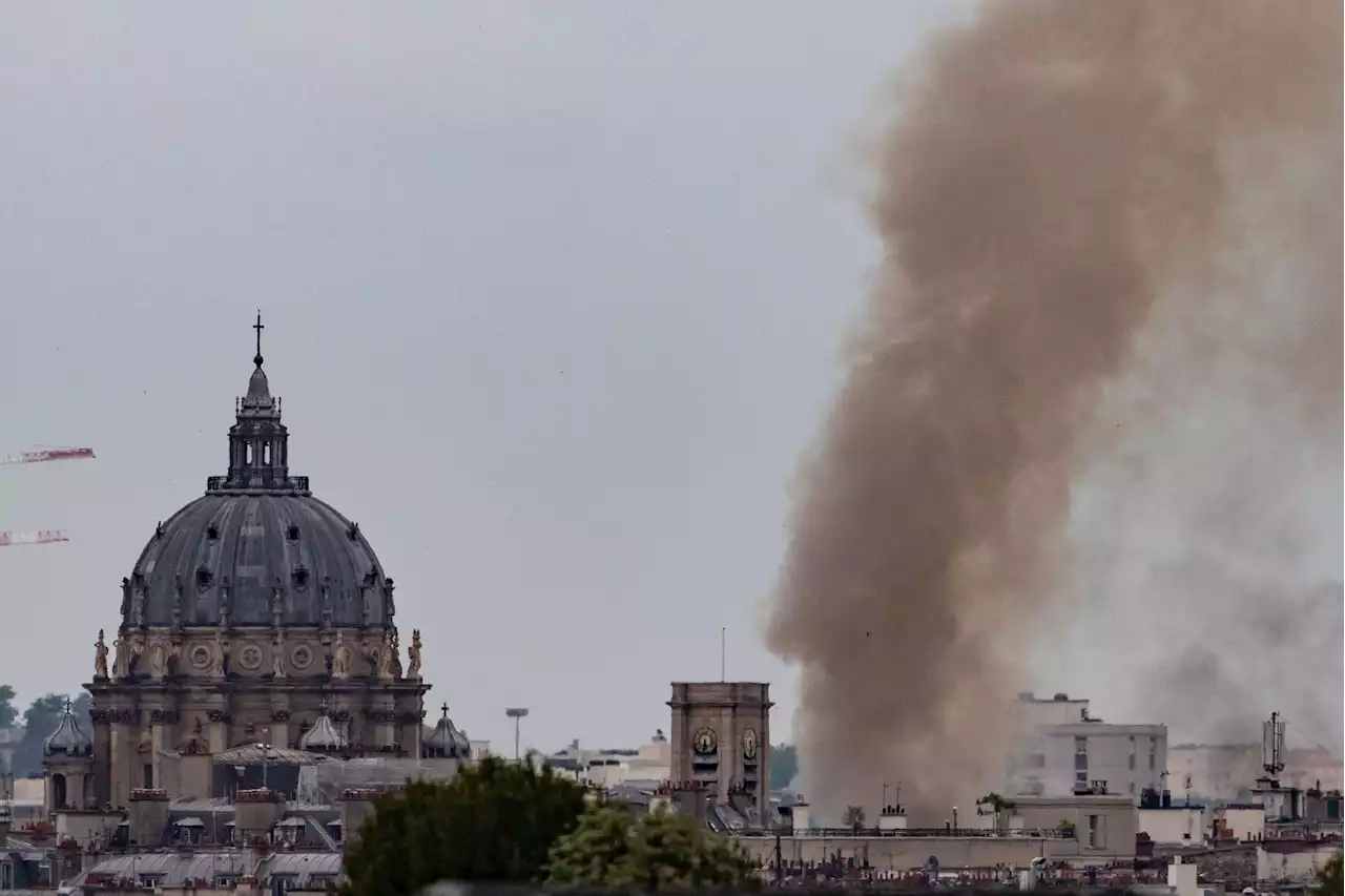 Brand am linken Seine-Ufer in Paris - Mehrere Schwerverletzte