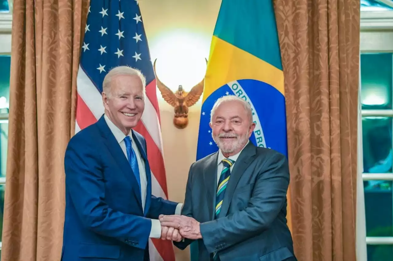 Governo Biden agiu para impedir um golpe no Brasil em 2022, diz jornal britânico