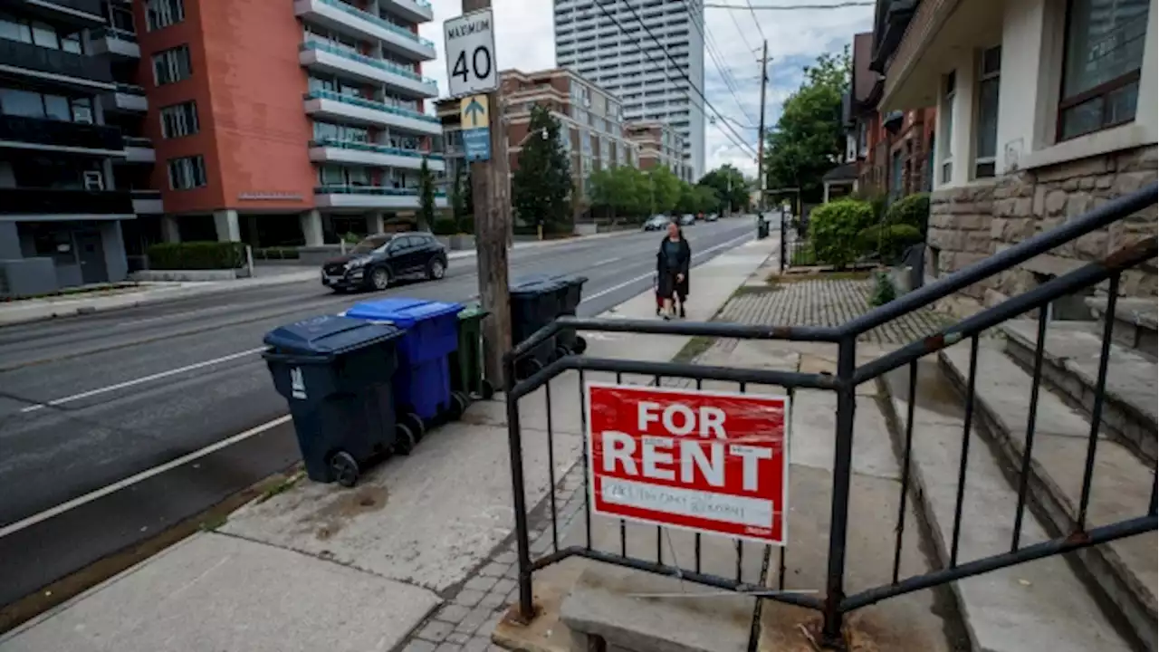 ‘There’s a real crushing effect’: Number of renters in Ontario rising alongside costs, housing index says