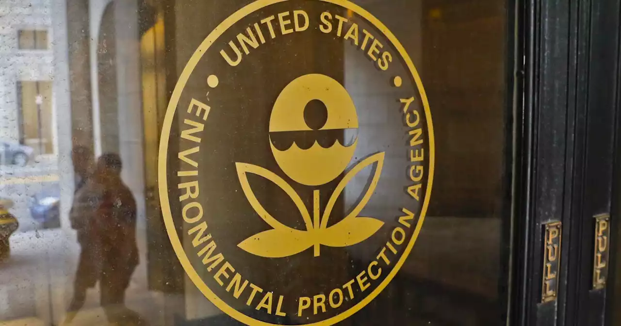 EPA boosts biofuels mandate over next three years but spurns corn ethanol