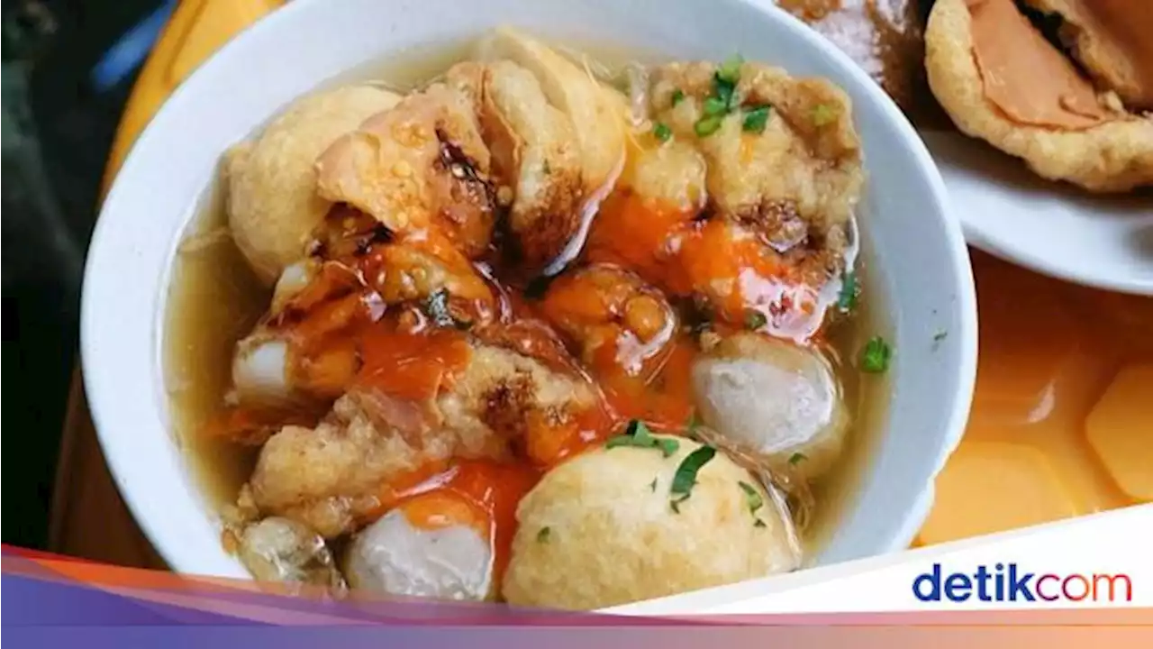 7 Tempat Makan 'Underrated' di Bandung Versi Netizen