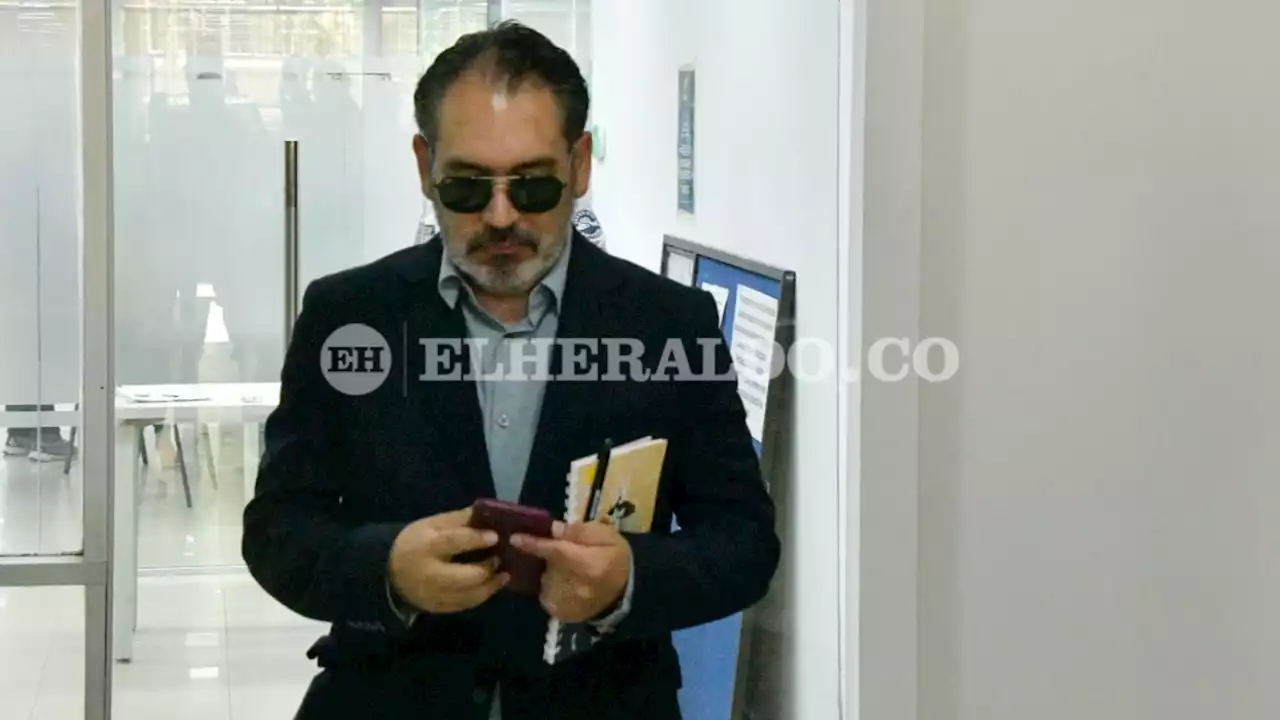 Abogado de Nicolás Petro arribó en silencio a la Procuraduría