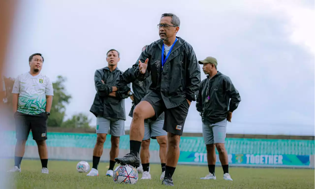 Tiga Bek Anyar Persebaya Cukup Menjanjikan, Aji Santoso Ungkap Hal Ini