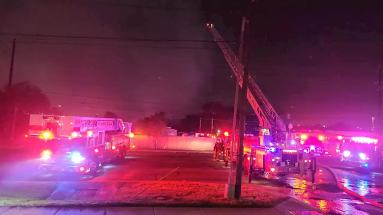 Firefighters respond after fire breaks out at storage facility in Leon Valley