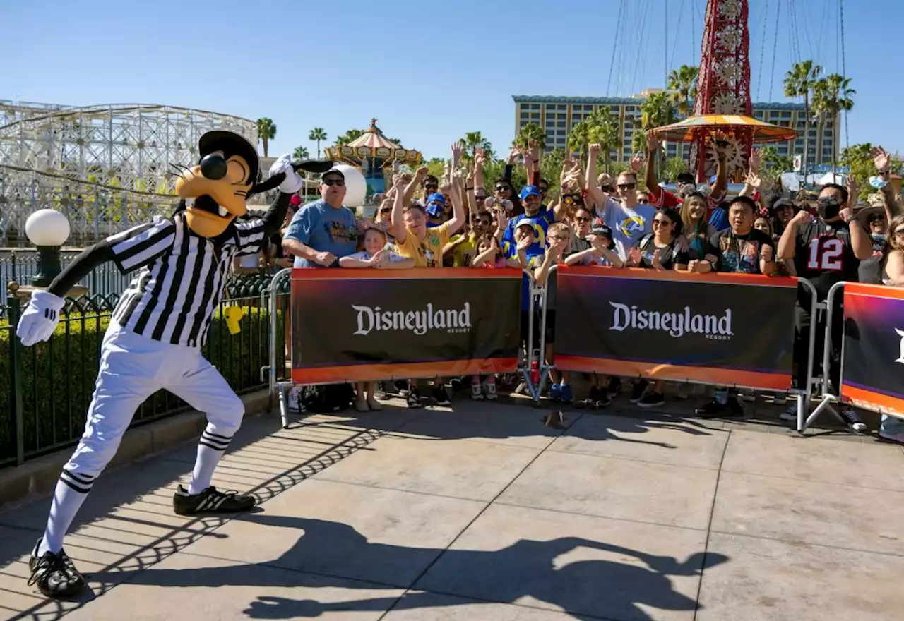 Disneyland crowds returns to 90% of 2019 levels, report say