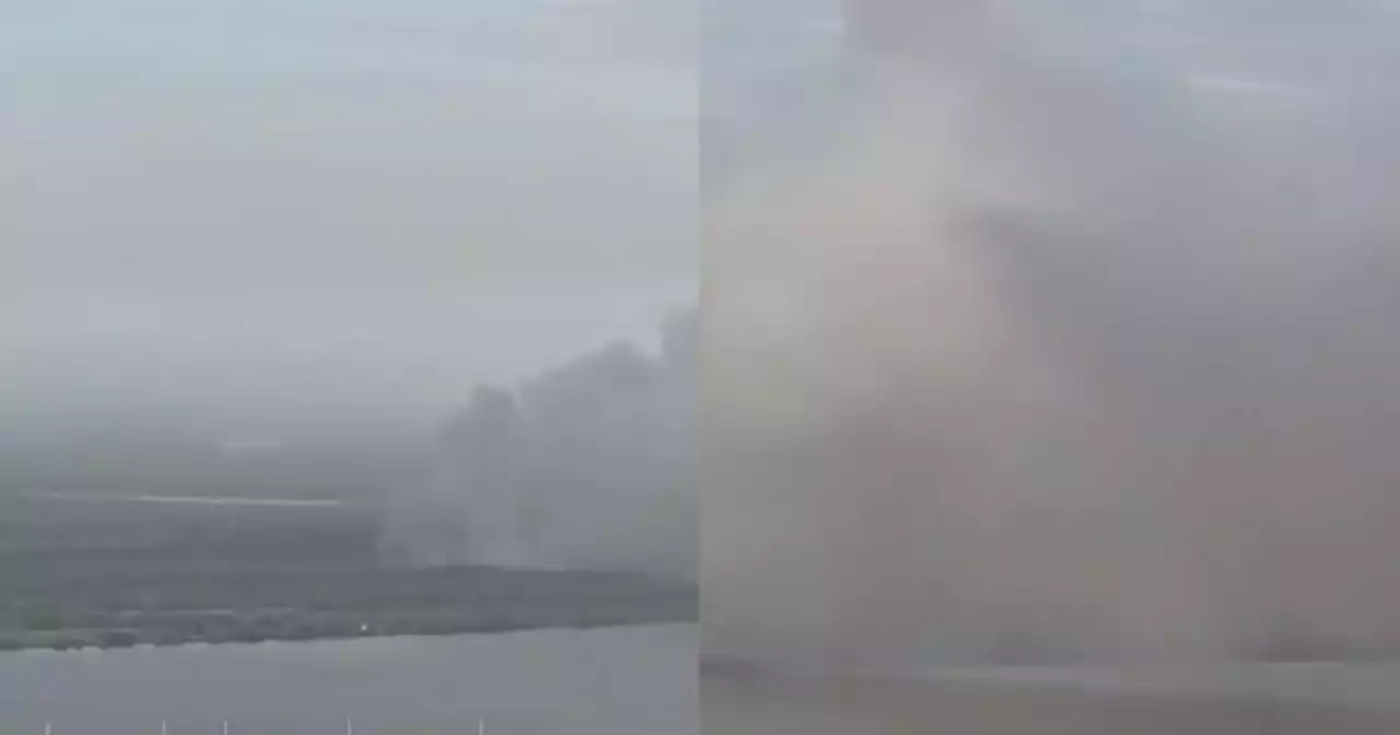 Humo invade a Barranquilla por incendio en Parque Isla Salamanca