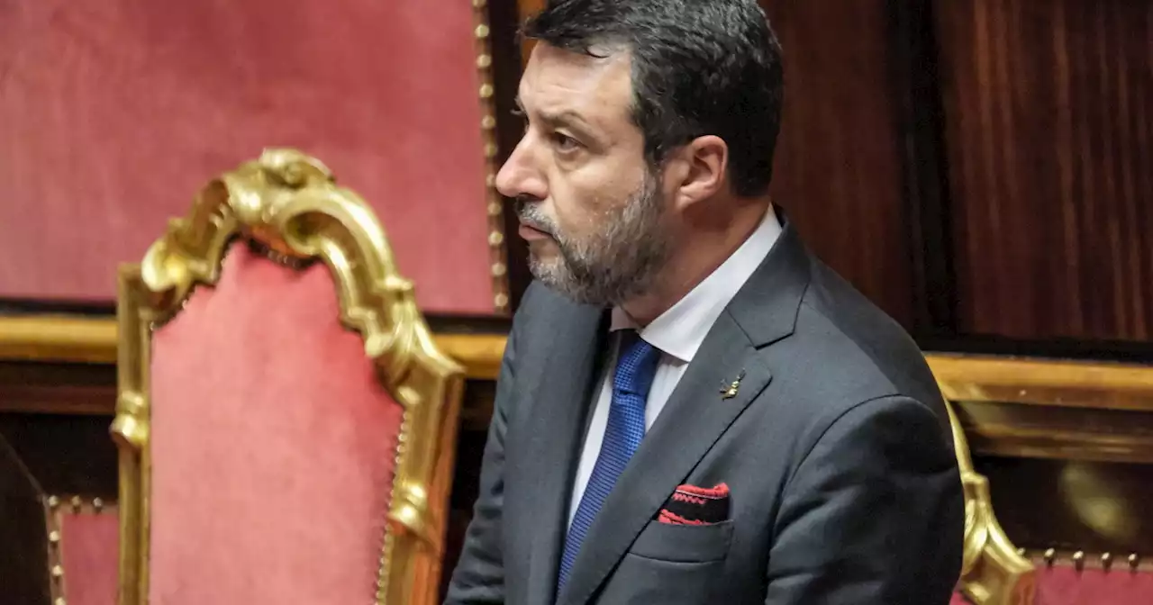 Evasione fiscale, Salvini: 'Non complico la vita a tutti', schiaffo alla sinistra