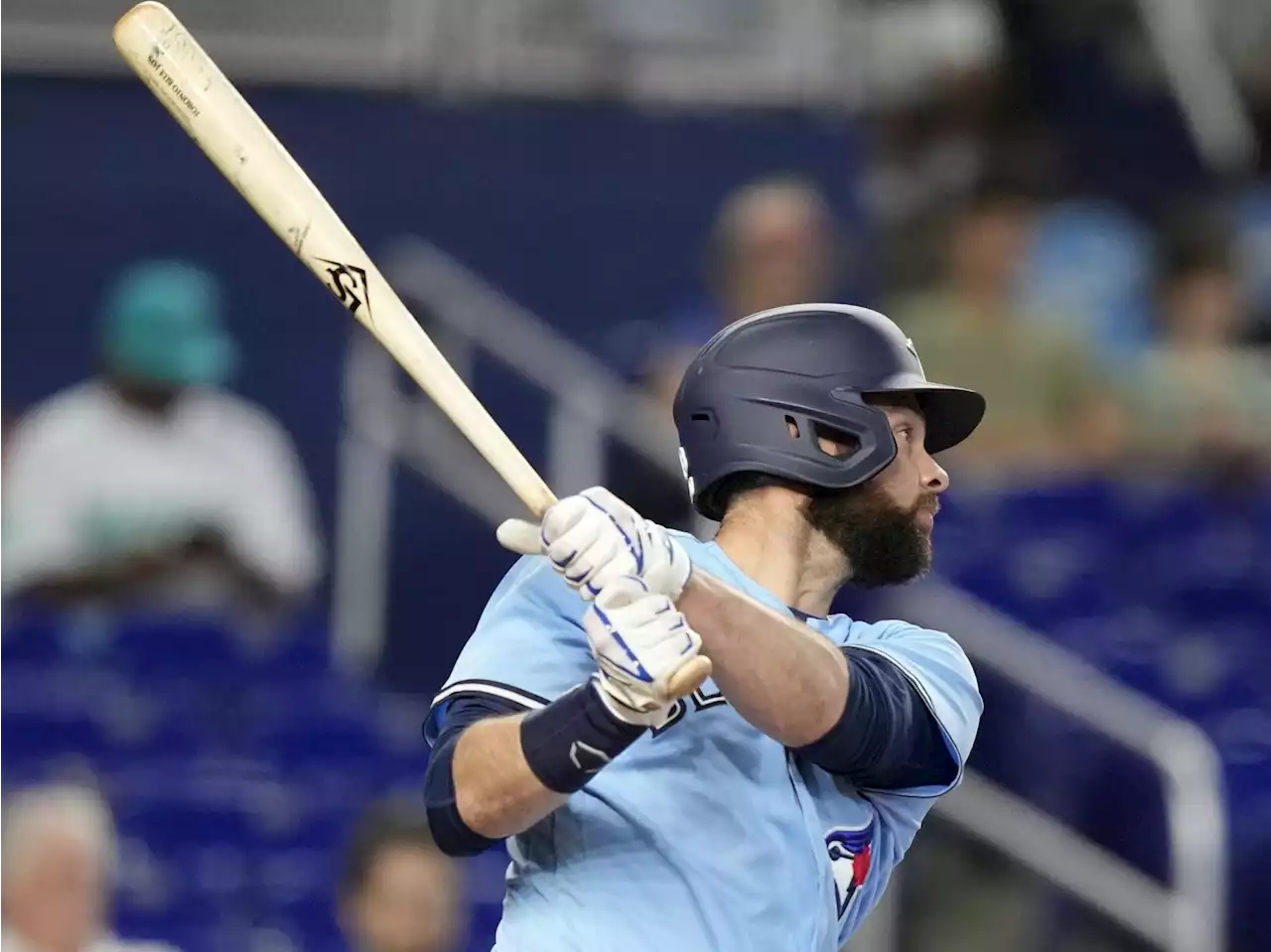 Blue Jays offence shows signs of life to end rough trip with win over Miami Marlins