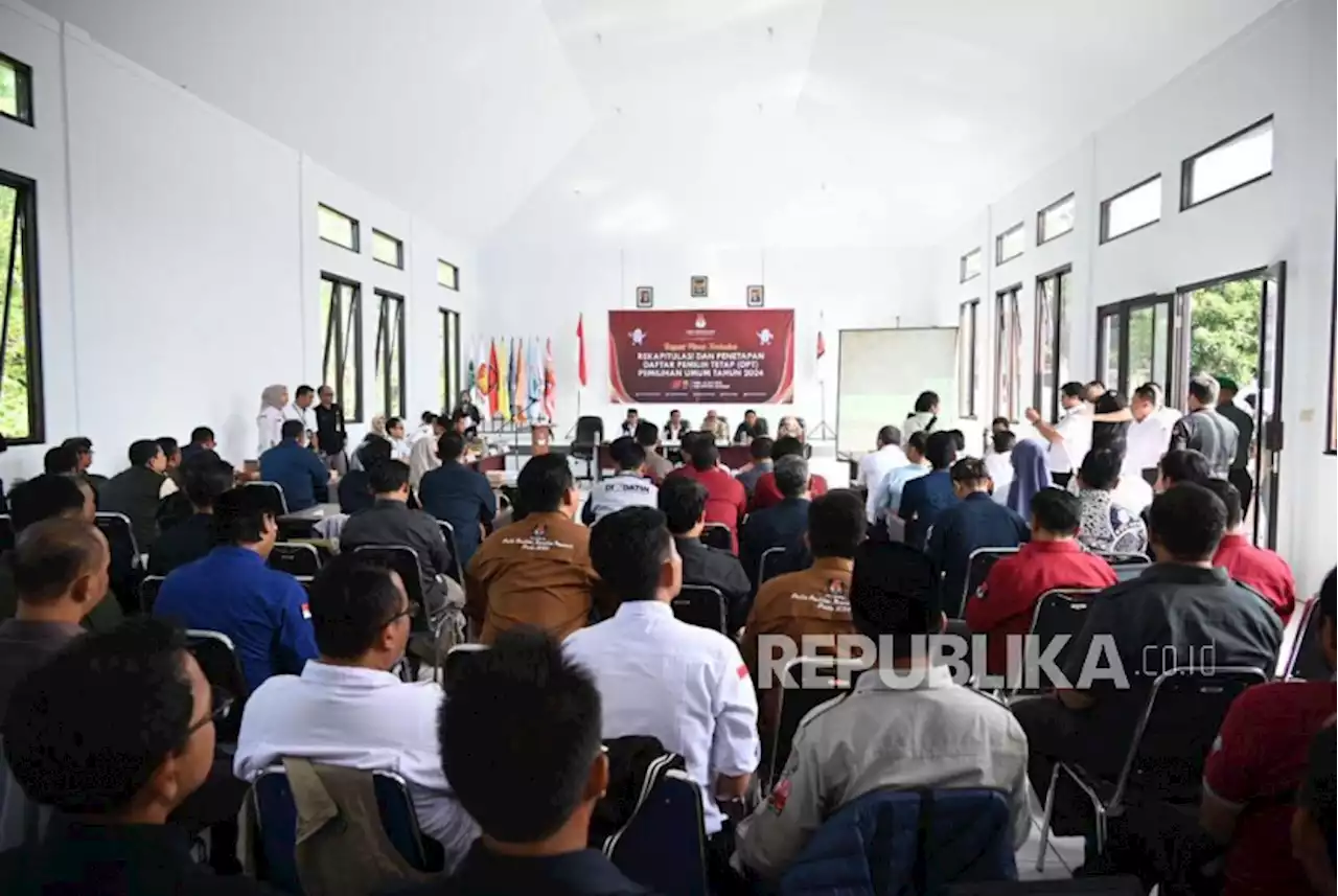 KPU Kuningan Tetapkan DPT 895.041 Orang untuk Pemilu 2024 |Republika Online