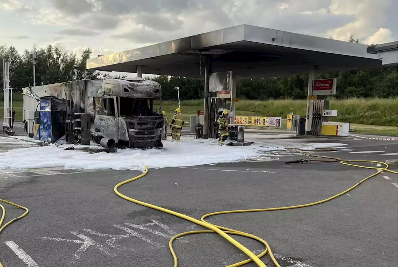 Smoke seen for miles as lorry catches fire at Nesscliffe Service Station