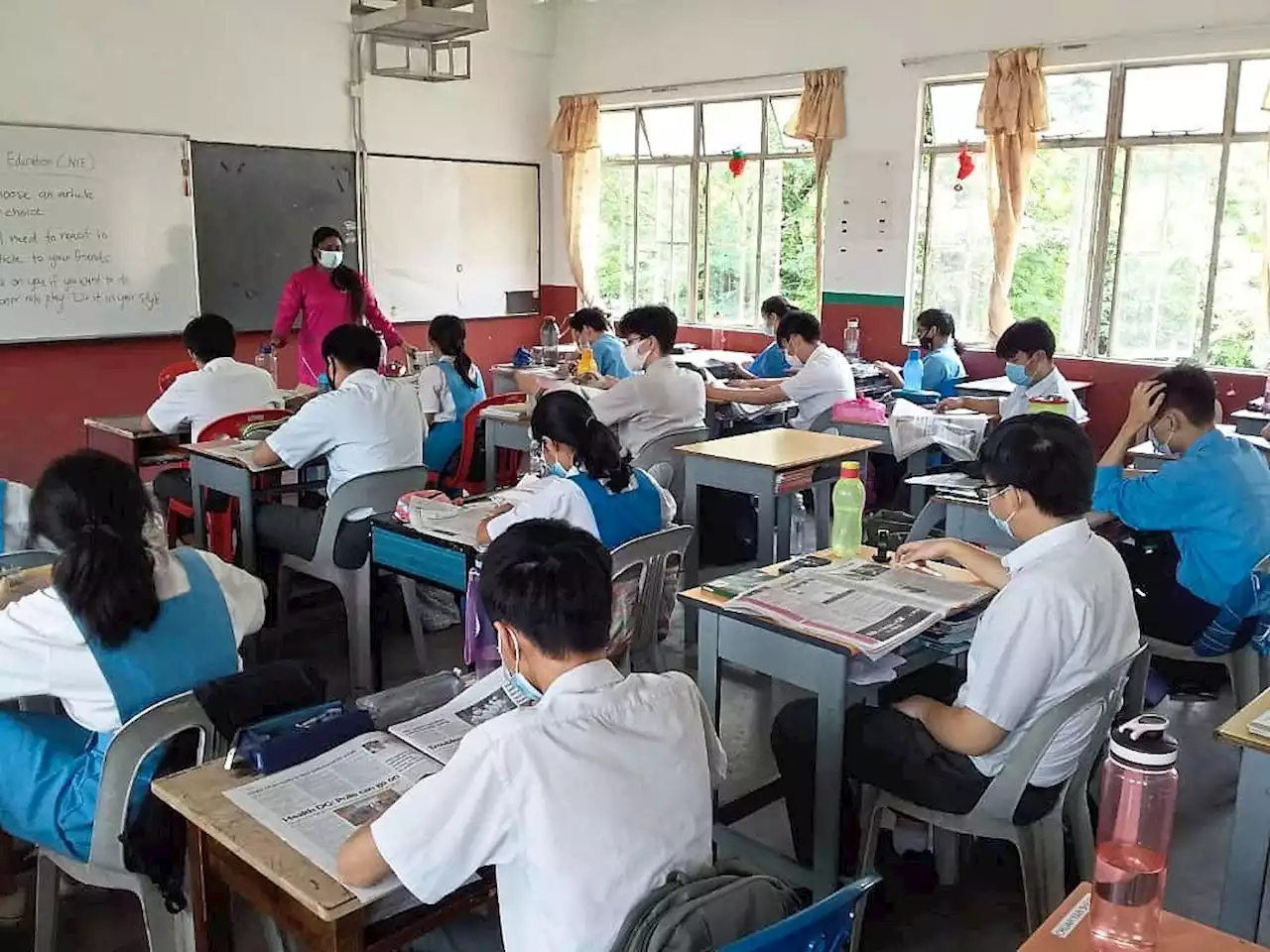 Early retirement applications by teachers should be evaluated before approval, says exco rep