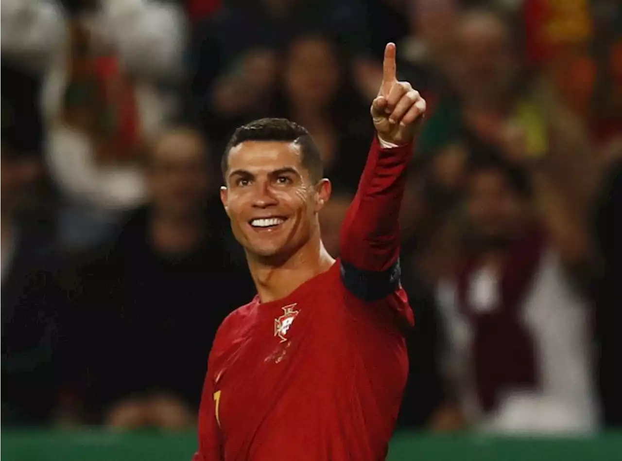 Soccer-Ronaldo gives Portugal late win on 200th international appearance