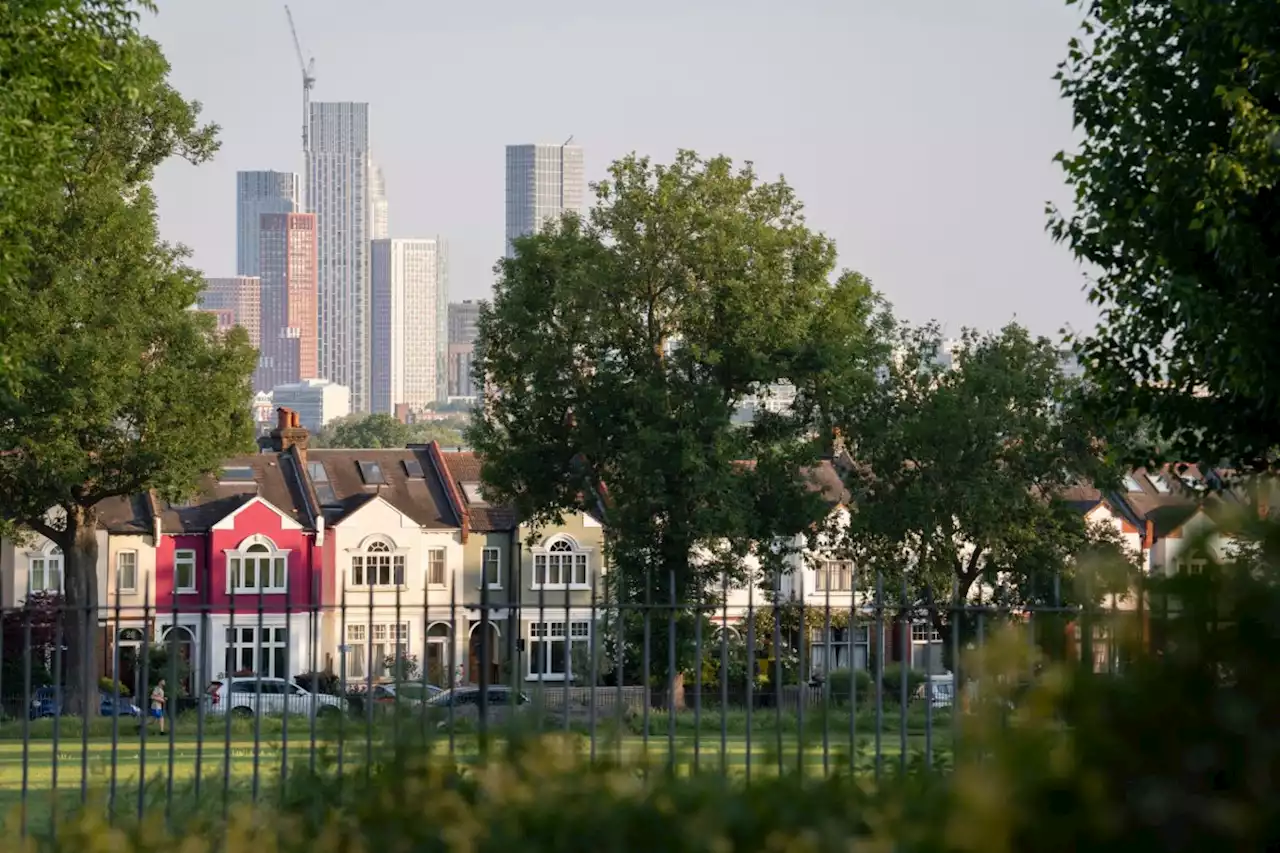 The clouds darken for home buyers but the Government must stand firm