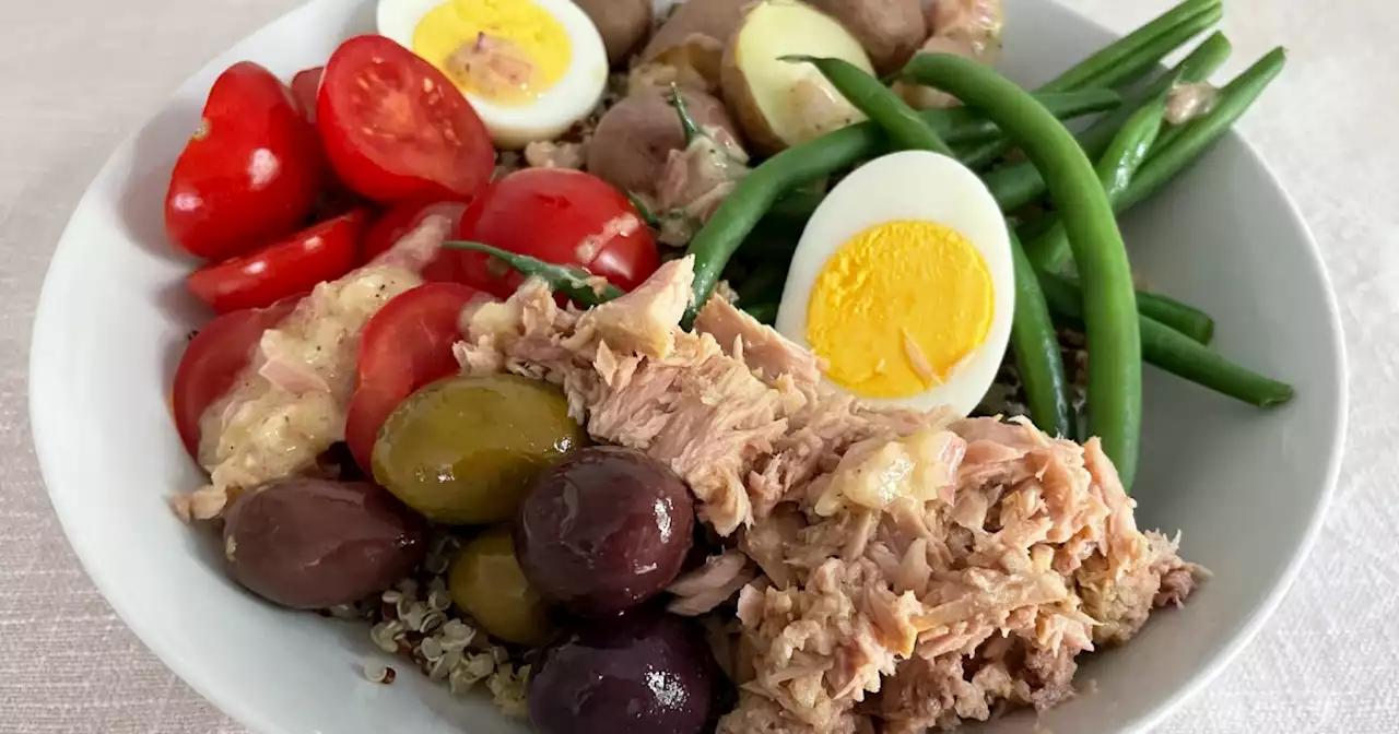 Niçoise salad grain bowls are a healthy, protein-packed entrée