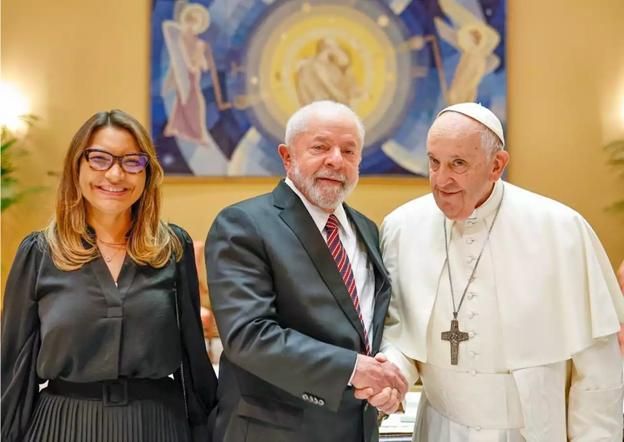 Lula é recebido pelo Papa Francisco no Vaticano: 'Boa conversa sobre a paz no mundo'