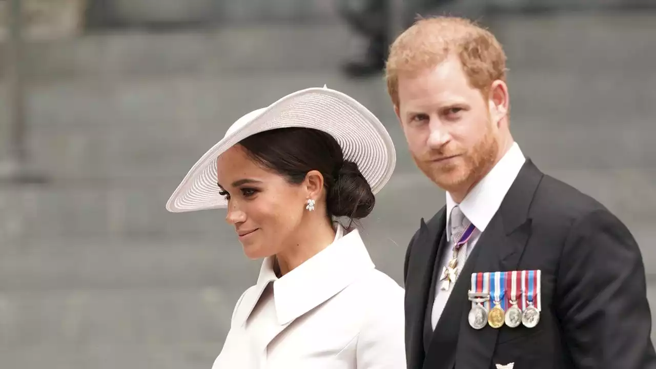 Harry e Meghan, attaccati dopo la rottura con Spotify: «Sono degli imbroglioni»