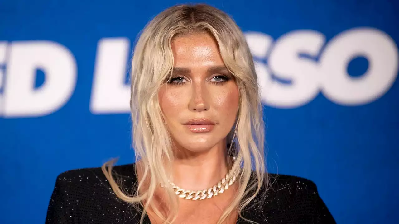 Kesha: «Stavo per morire a causa di rare complicazioni dopo il congelamento degli ovuli»