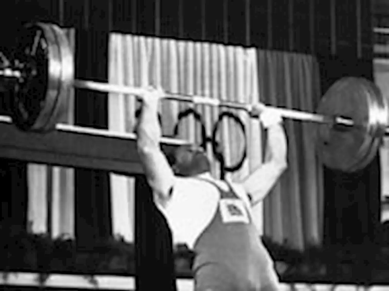 Ben Helfgott, Holocaust survivor and Olympic weightlifter, dies at 93