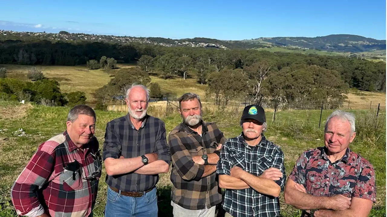 Tanya Plibersek urged to reject sand mine expansion in threatened ecological area