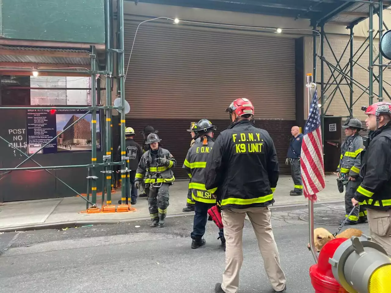 Lower East Side construction worker falls, gets wedged between two buildings: FDNY | amNewYork