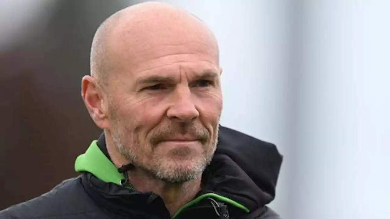 Nixon removed as Leicestershire head coach