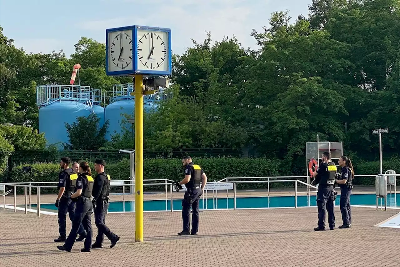 Randale in Berliner Bädern: Jetzt bleiben Rutschen und Sprungtürme dicht