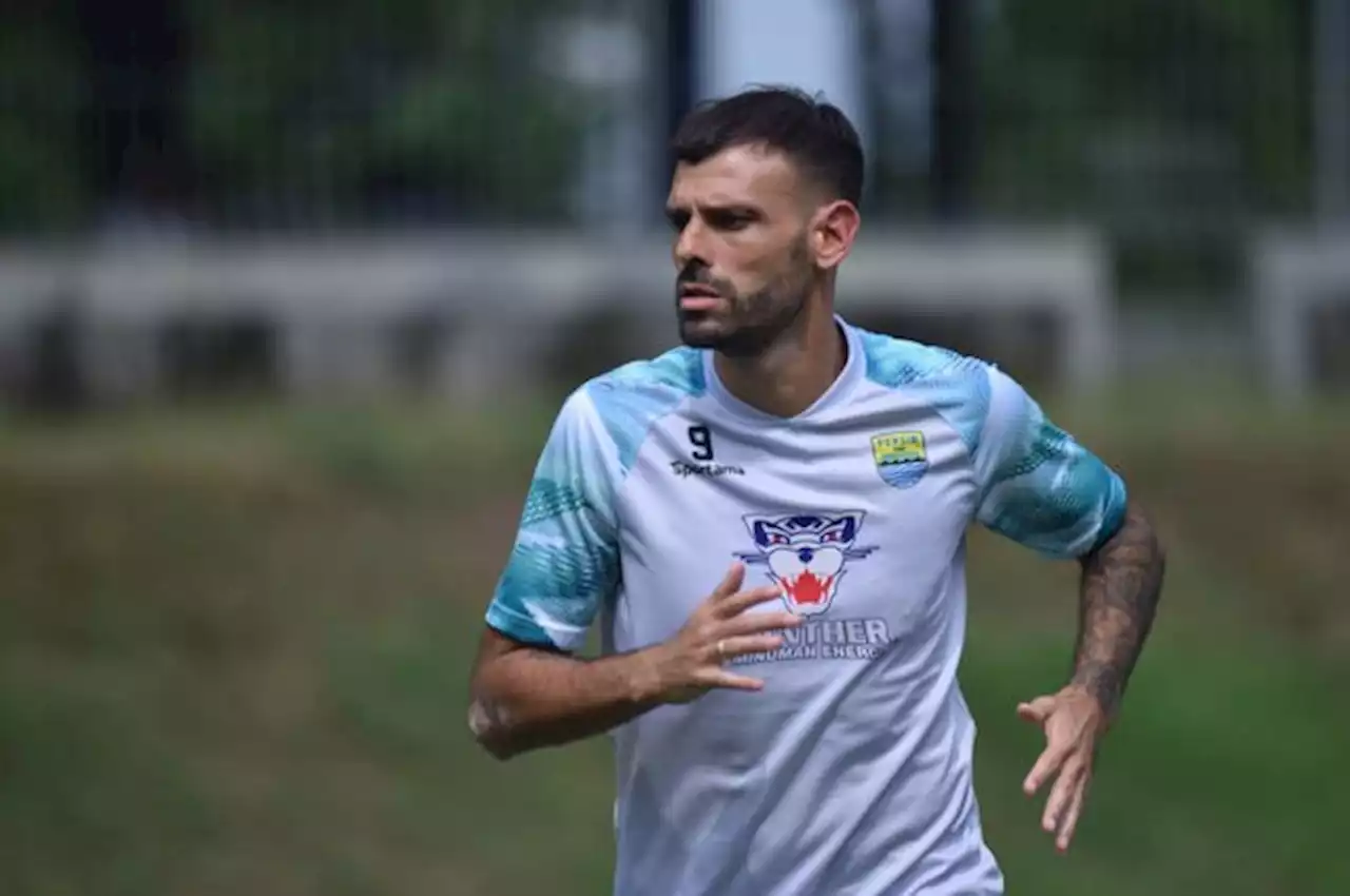 Pemain Asing Baru Persib Akui Latihan di Bawah Luis Milla Berat - Bolasport.com