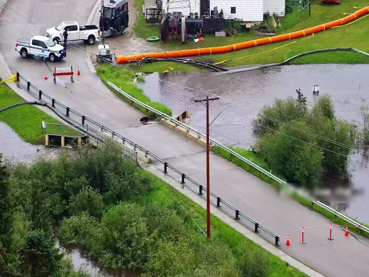 Northern Albertan communities receive some reprieve after severe flooding