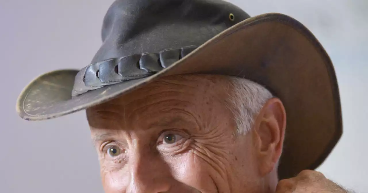 Jack Hanna's family opens up about his Alzheimer's diagnosis, saying he doesn't know most of his family