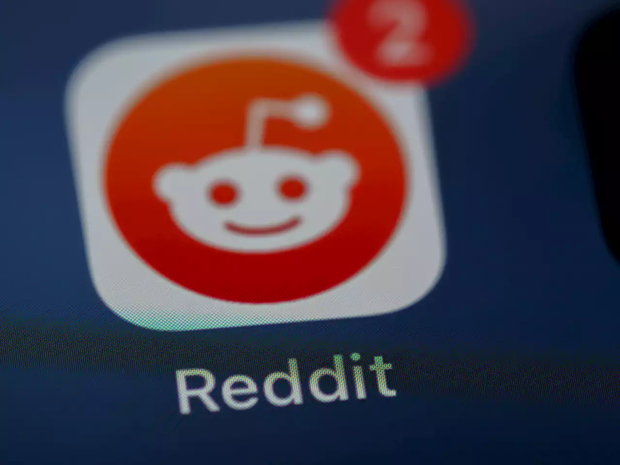 Reddit : la lutte continue avec... du porno