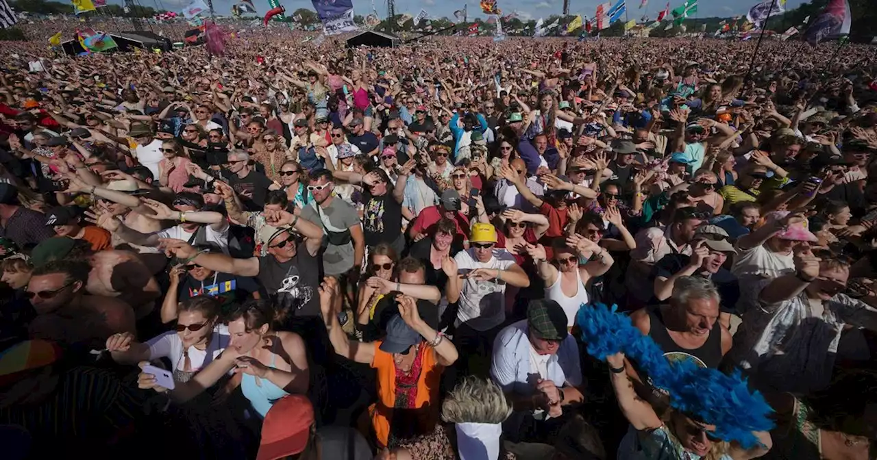 Scouser's response to question about hair rollers at Glastonbury