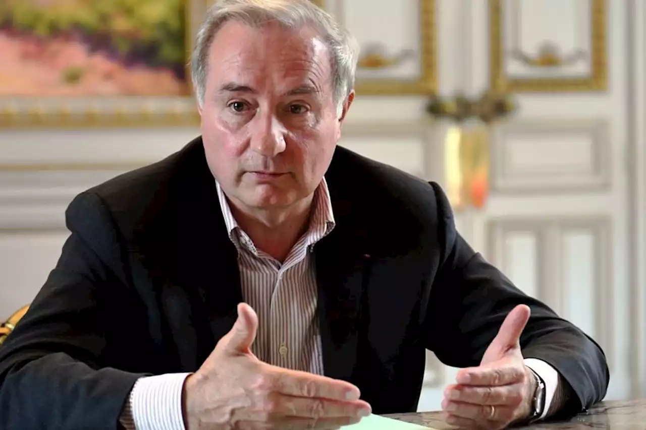 Agression de Jean-Luc Moudenc maire de Toulouse et d'élus par des manifestants des Soulèvements de la terre