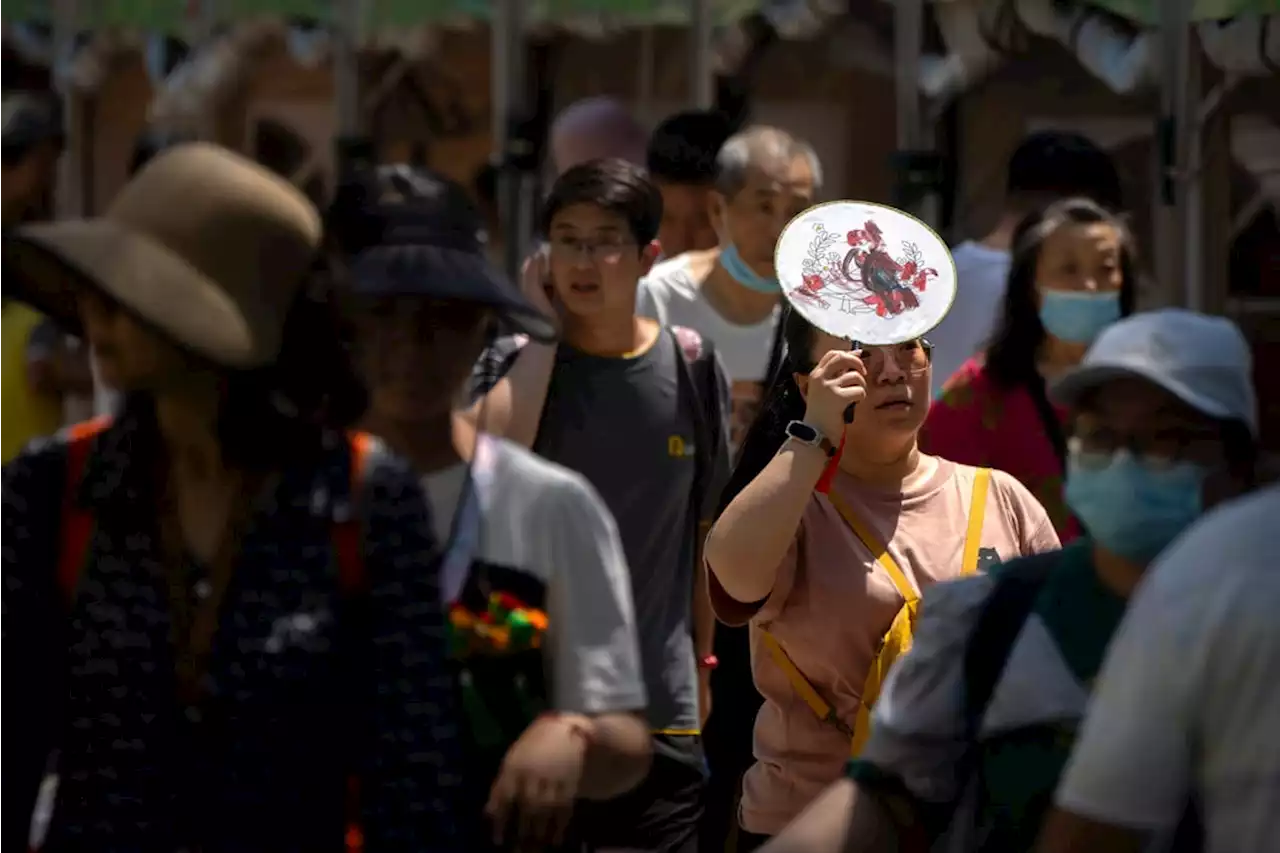 Beijing’s temperature soars above 40°C, shatters June record