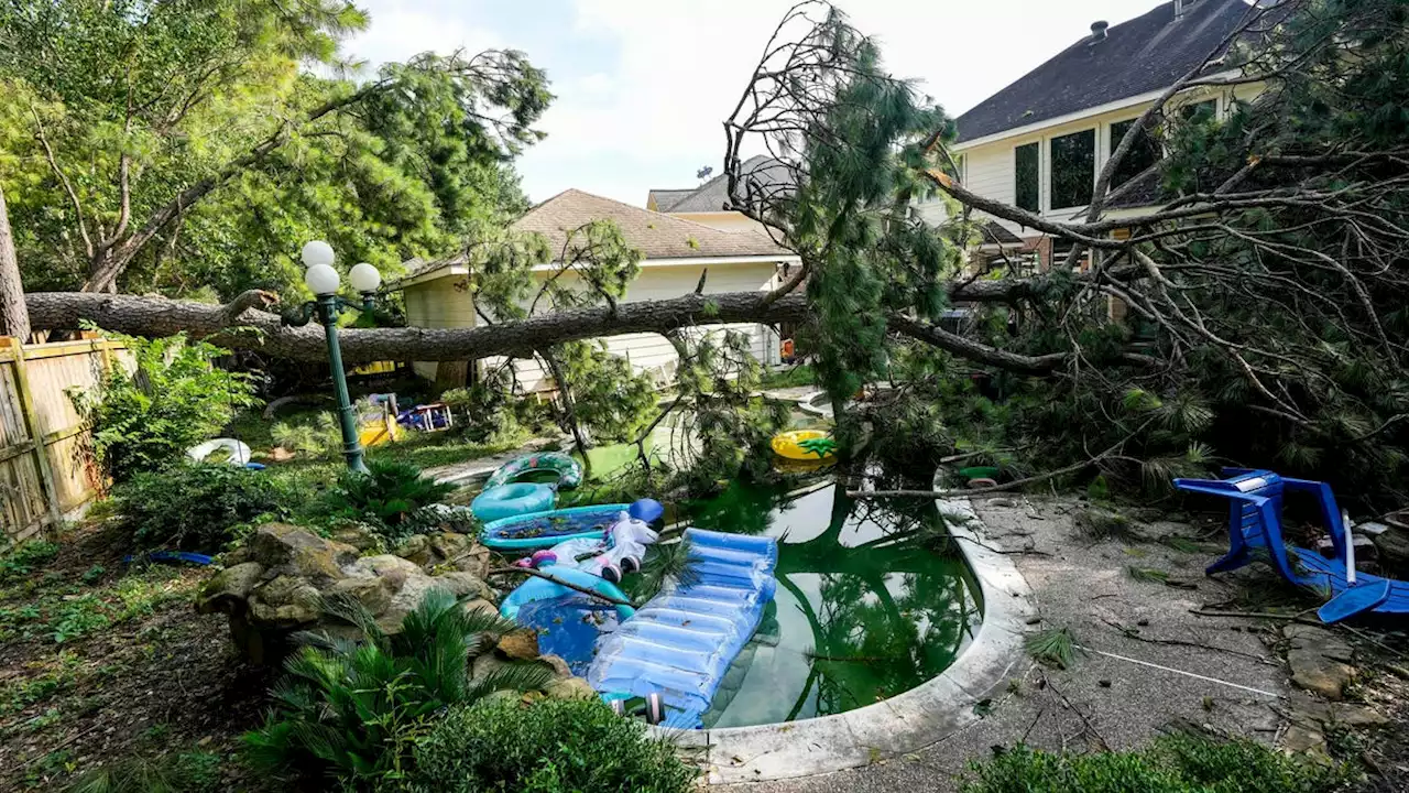 At Least 4 Dead and 100,000 Without Power After Texas Tornadoes