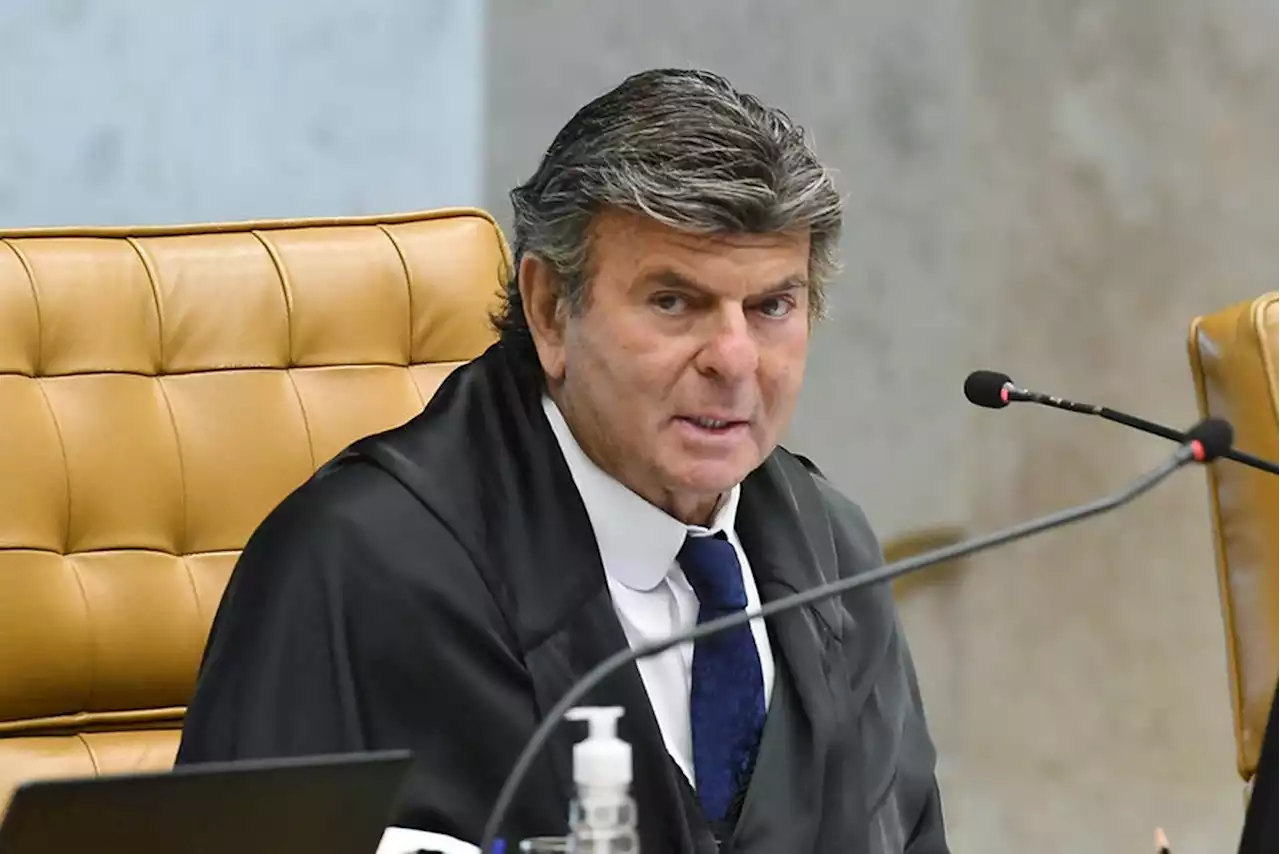 Ministro Luiz Fux começa a votar no STF e critica a implementação do juiz de garantias