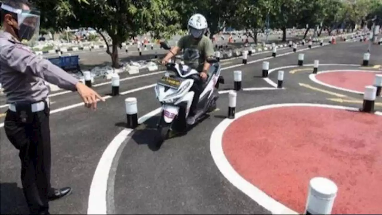 Kapolri Minta Pembuatan SIM Dipermudah, Ujian Naik Motor Zig-zag hingga Angka 8 Supaya Dievaluasi